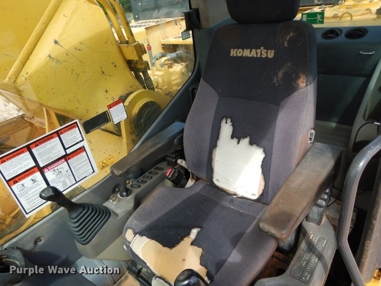 image for item DC2083 2013 Komatsu PC490LC-10  excavator