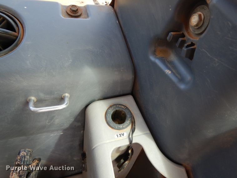 image for item DC2083 2013 Komatsu PC490LC-10  excavator