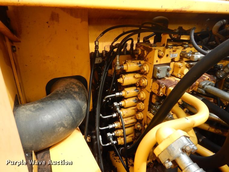 image for item DC2083 2013 Komatsu PC490LC-10  excavator