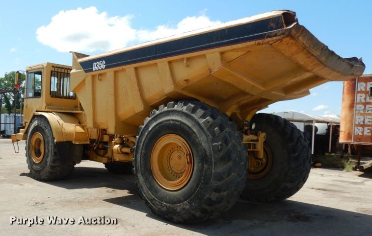 image for item DH5495 1988 Caterpillar D35C  haul truck