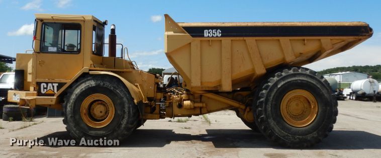 image for item DH5495 1988 Caterpillar D35C  haul truck