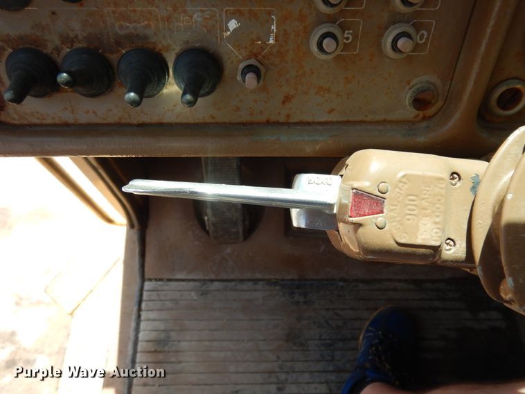 image for item DH5495 1988 Caterpillar D35C  haul truck