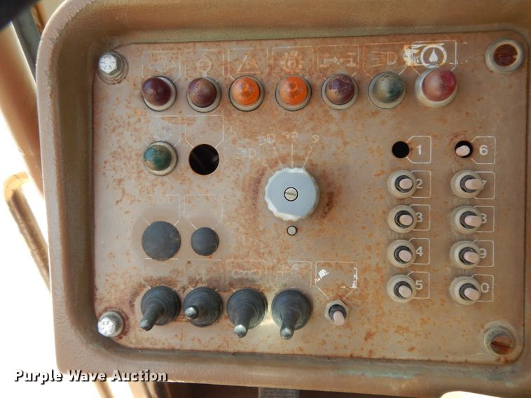 image for item DH5495 1988 Caterpillar D35C  haul truck