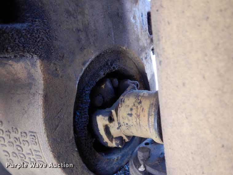 image for item DH5495 1988 Caterpillar D35C  haul truck