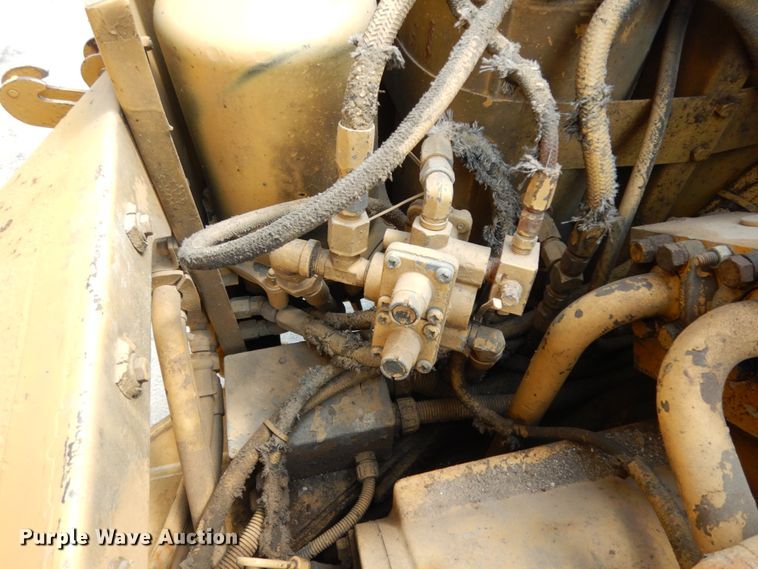 image for item DH5495 1988 Caterpillar D35C  haul truck