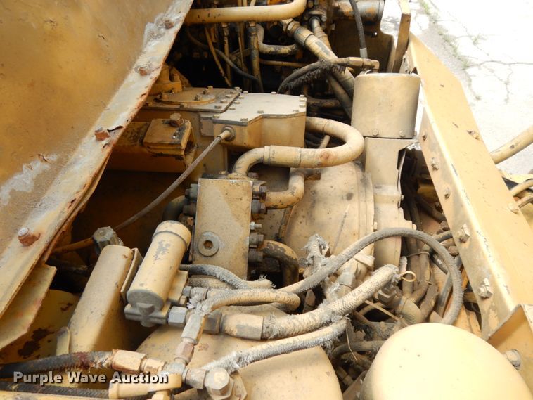 image for item DH5495 1988 Caterpillar D35C  haul truck