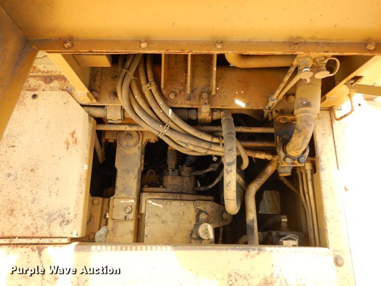 image for item DH5495 1988 Caterpillar D35C  haul truck