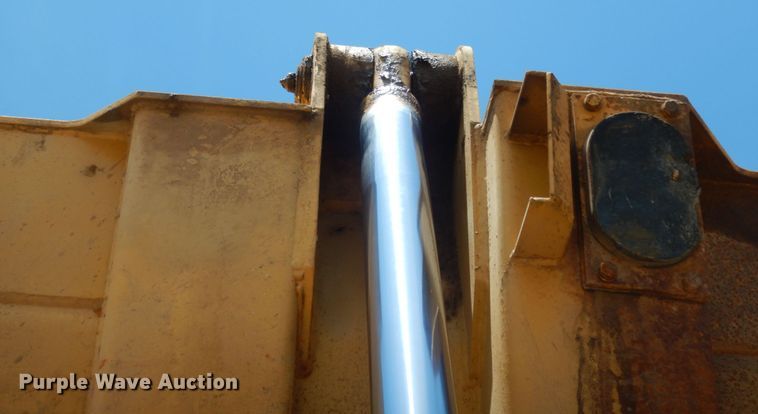 image for item DH5495 1988 Caterpillar D35C  haul truck