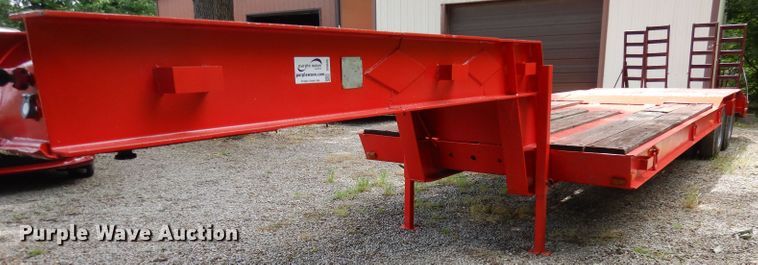 image for item DI6645 1975 Hyster  equipment trailer