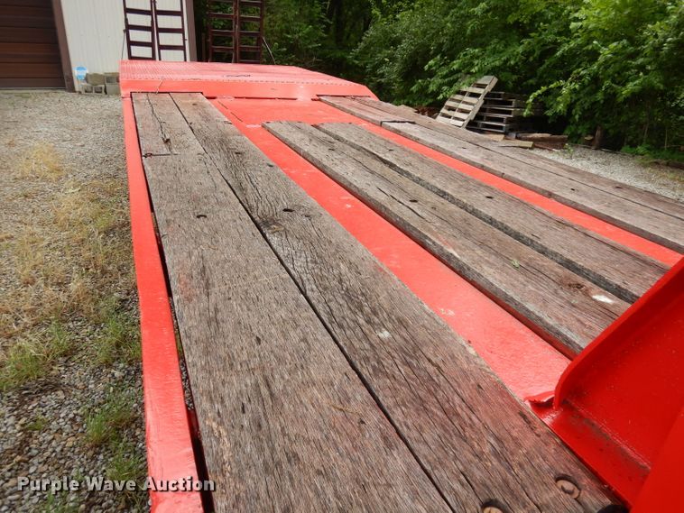 image for item DI6645 1975 Hyster  equipment trailer