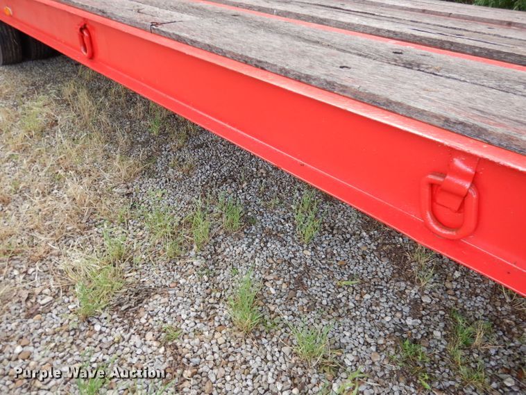 image for item DI6645 1975 Hyster  equipment trailer