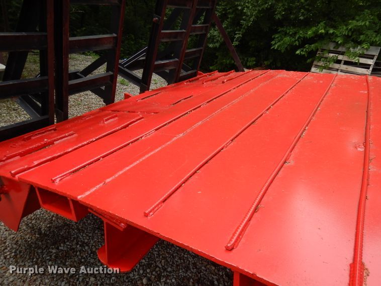 image for item DI6645 1975 Hyster  equipment trailer