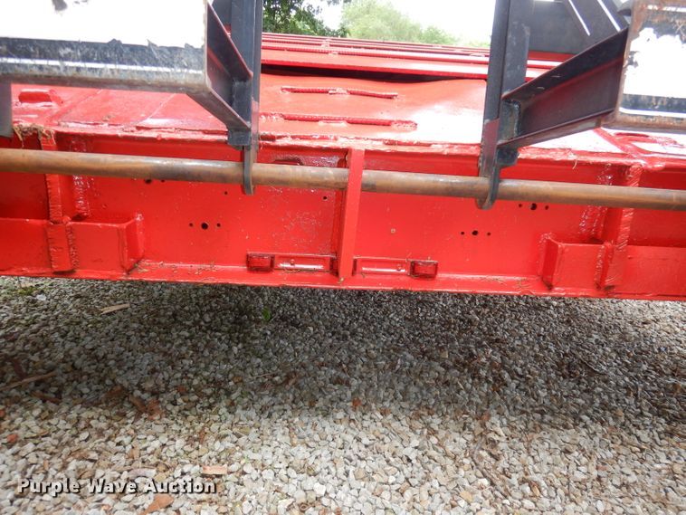 image for item DI6645 1975 Hyster  equipment trailer