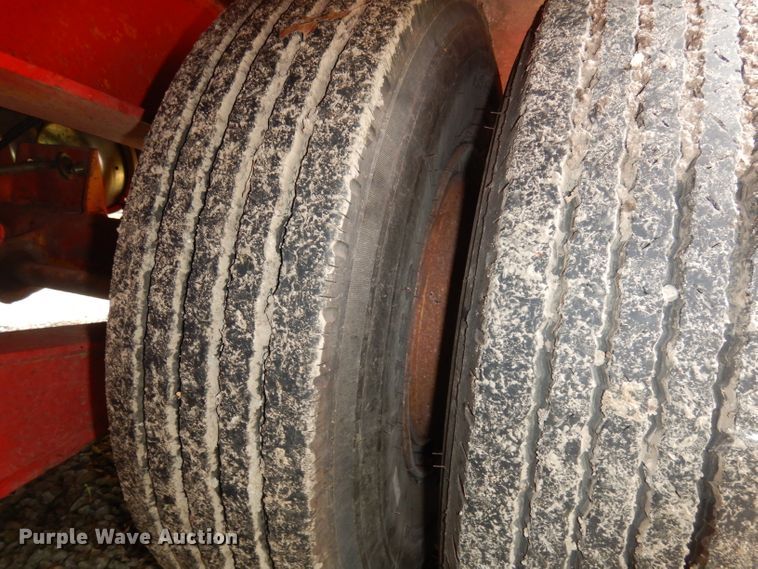 image for item DI6645 1975 Hyster  equipment trailer