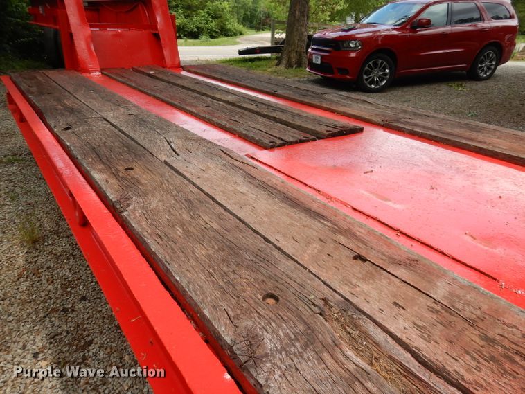 image for item DI6645 1975 Hyster  equipment trailer