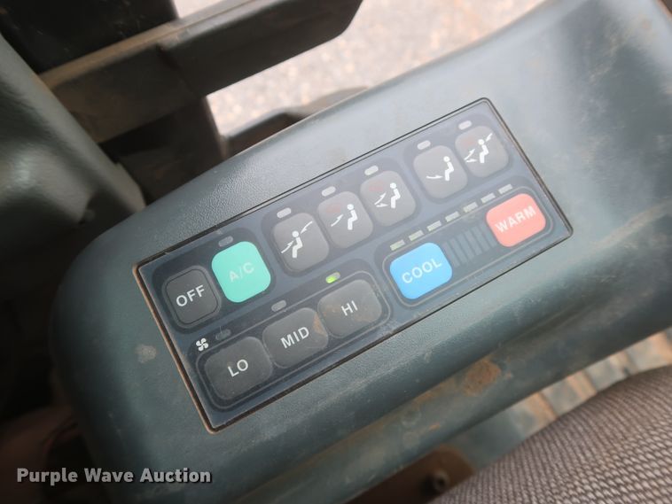 image for item DJ2388 2012 Bobcat E80  mini excavator