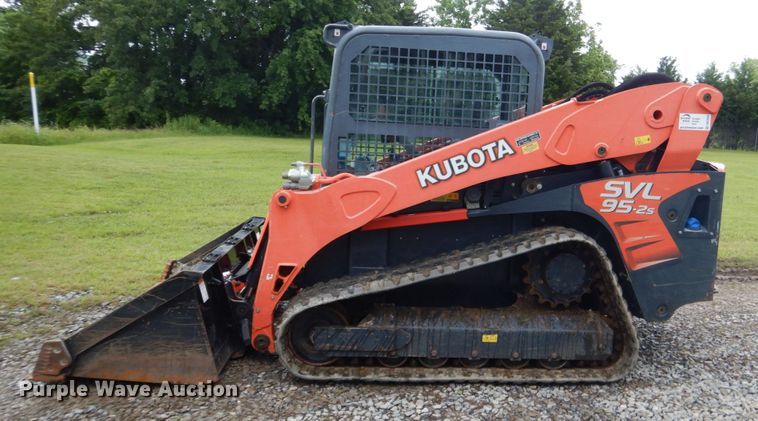 image for item DK5694 2017 Kubota SVL 95-2S  skid steer loader