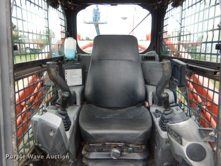 image for item DK5694 2017 Kubota SVL 95-2S  skid steer loader