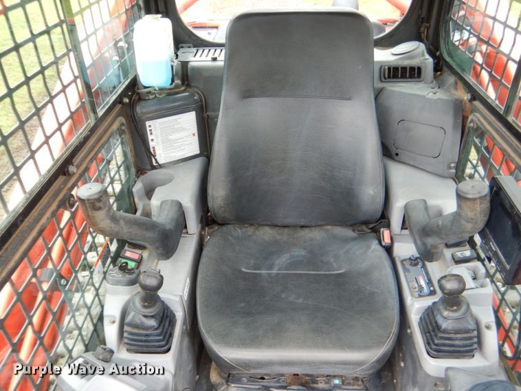 image for item DK5694 2017 Kubota SVL 95-2S  skid steer loader