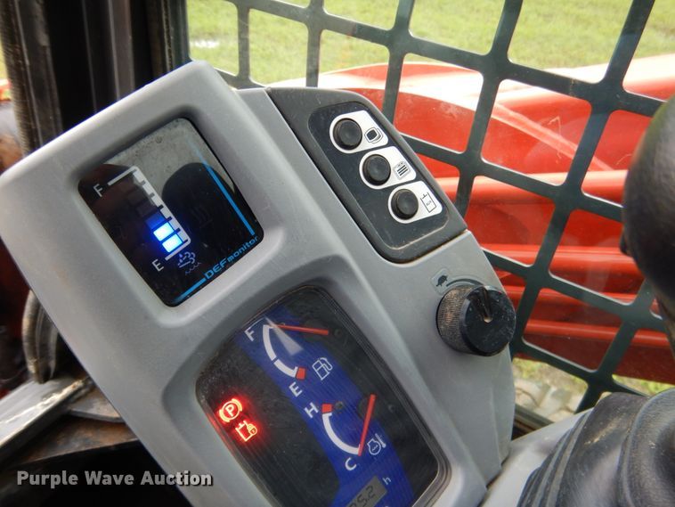 image for item DK5694 2017 Kubota SVL 95-2S  skid steer loader