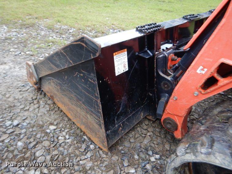 image for item DK5694 2017 Kubota SVL 95-2S  skid steer loader