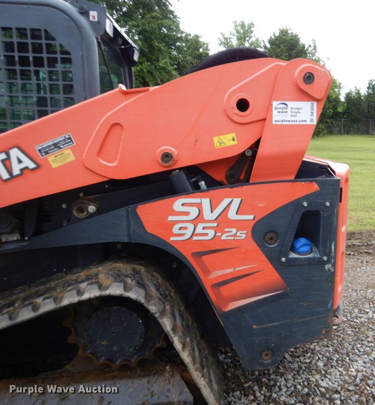 image for item DK5694 2017 Kubota SVL 95-2S  skid steer loader
