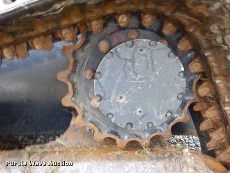 image for item DK5694 2017 Kubota SVL 95-2S  skid steer loader