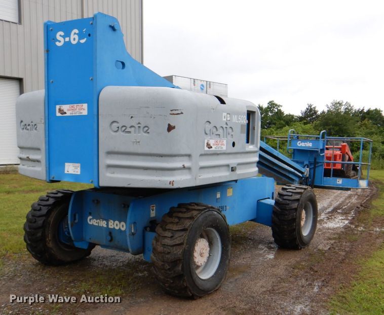 image for item DK5698 1999 Genie S-60  boom lift