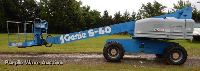 image for item DK5698 1999 Genie S-60  boom lift