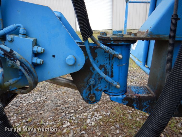 image for item DK5698 1999 Genie S-60  boom lift