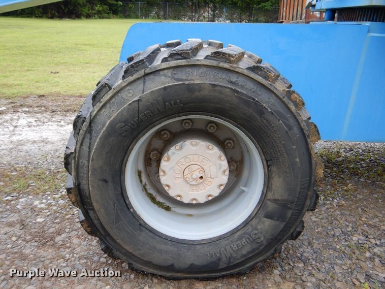 image for item DK5698 1999 Genie S-60  boom lift