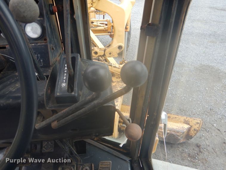 image for item DK5700 1980 John Deere 670A  motor grader