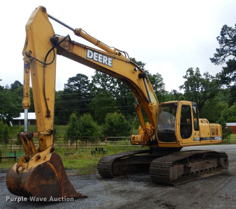 image for item DK5701 1998 John Deere 270 LC  excavator