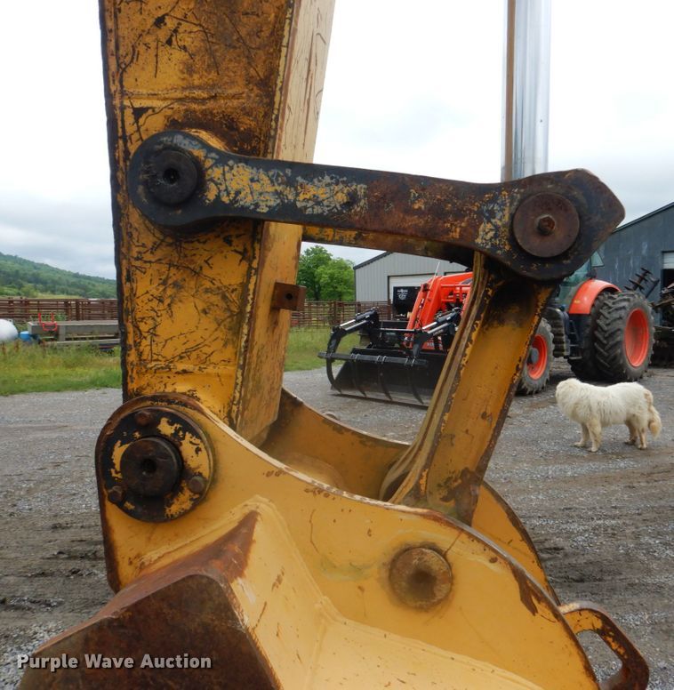 image for item DK5701 1998 John Deere 270 LC  excavator