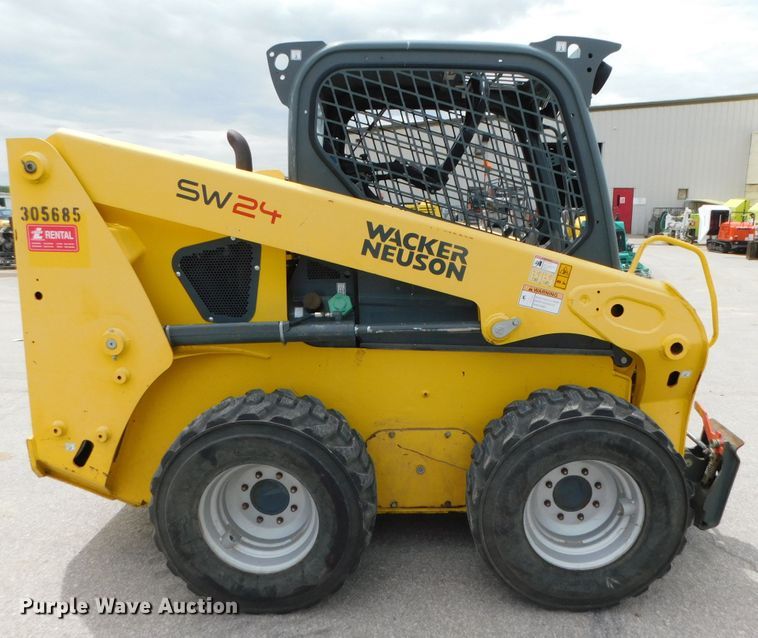 image for item DK8542 2015 Wacker Neuson SW24  skid steer loader
