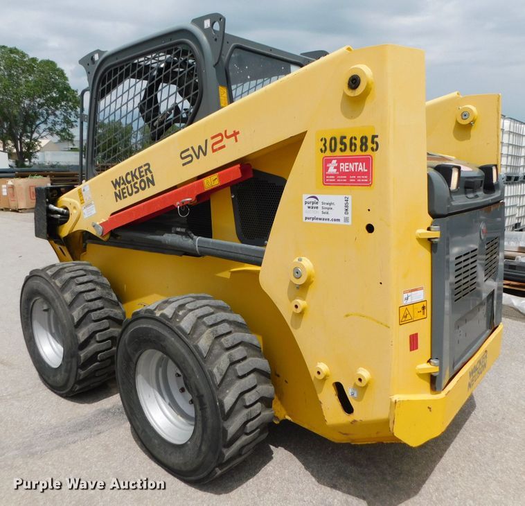 image for item DK8542 2015 Wacker Neuson SW24  skid steer loader