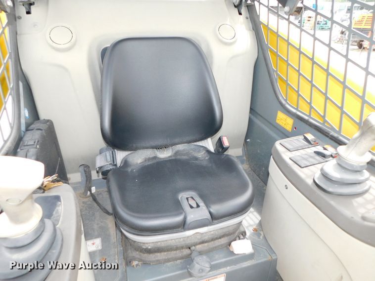 image for item DK8542 2015 Wacker Neuson SW24  skid steer loader