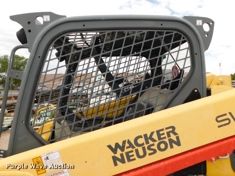 image for item DK8542 2015 Wacker Neuson SW24  skid steer loader