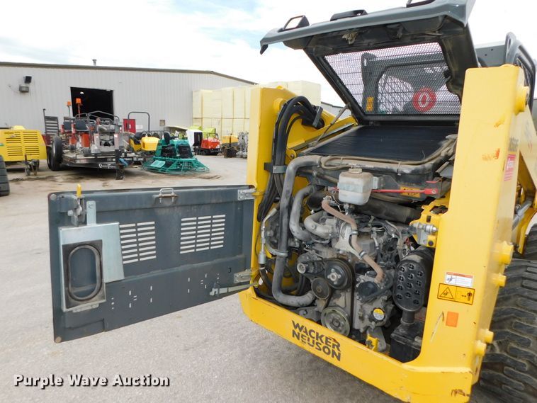 image for item DK8542 2015 Wacker Neuson SW24  skid steer loader