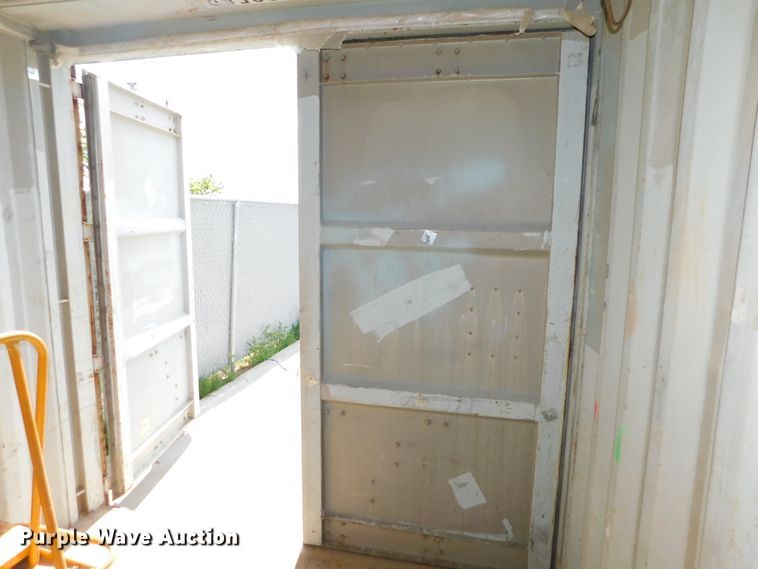 image for item DK8552 2000 CIMC DC20-20B storage container