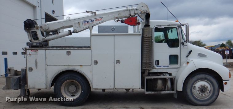 image for item DL0042 2006 Kenworth T300  utility / service truck