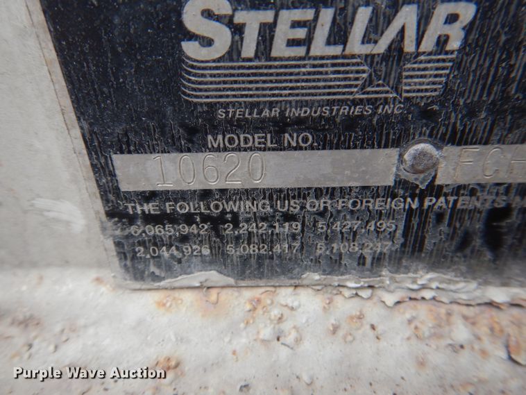 image for item DL0042 2006 Kenworth T300  utility / service truck