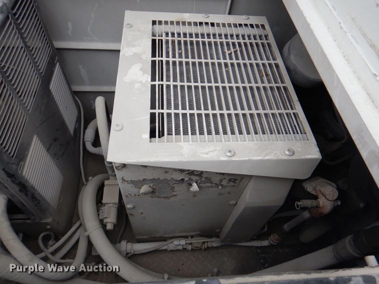 image for item DL0042 2006 Kenworth T300  utility / service truck