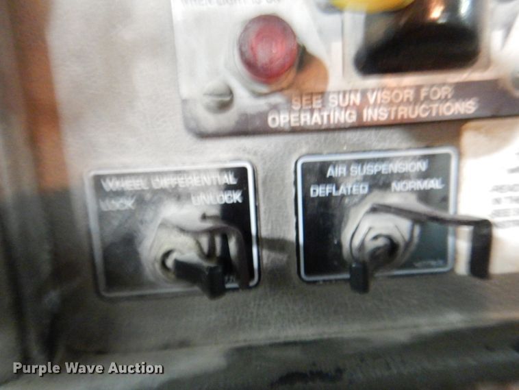 image for item DL0042 2006 Kenworth T300  utility / service truck