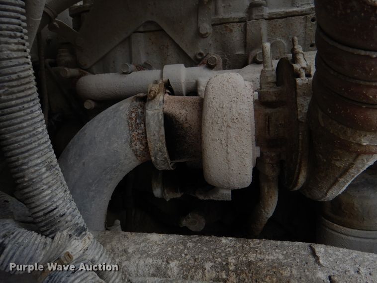 image for item DL0042 2006 Kenworth T300  utility / service truck