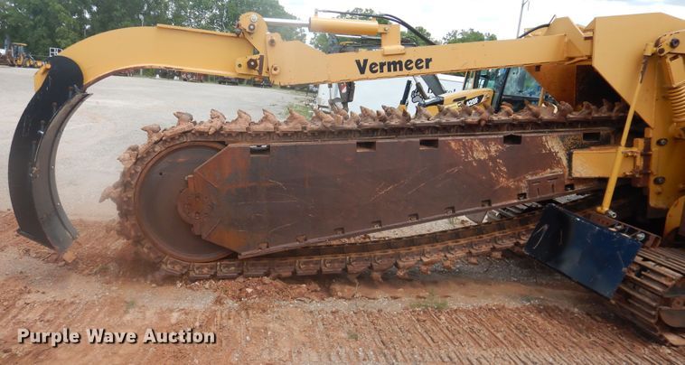 image for item DL0347 1986 Vermeer T-800C  trencher