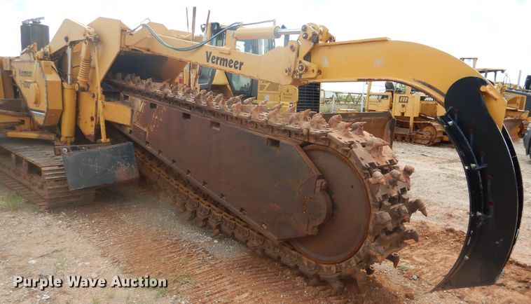 image for item DL0347 1986 Vermeer T-800C  trencher