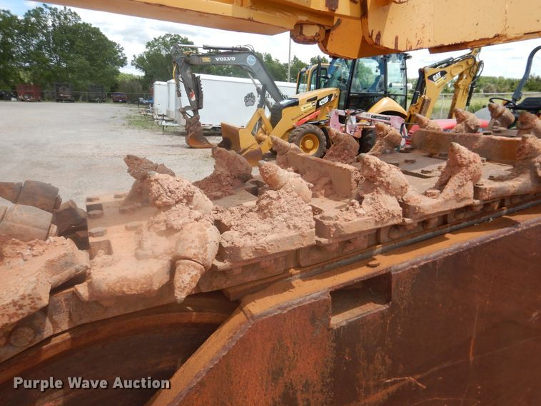 image for item DL0347 1986 Vermeer T-800C  trencher