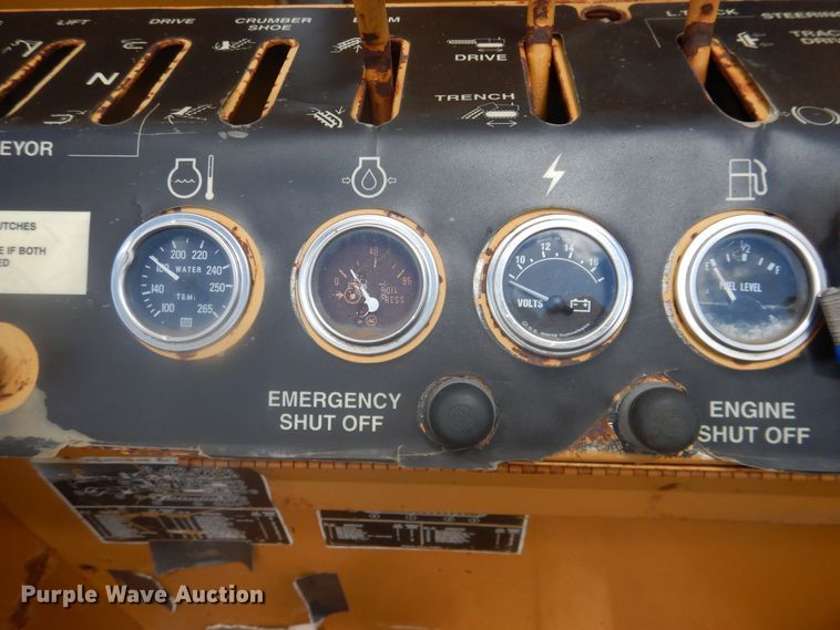 image for item DL0347 1986 Vermeer T-800C  trencher