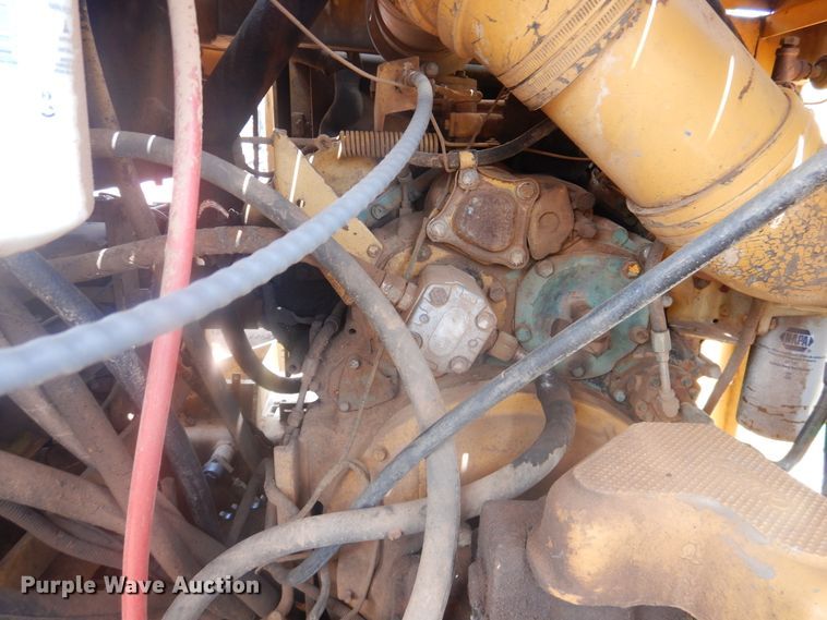 image for item DL0347 1986 Vermeer T-800C  trencher